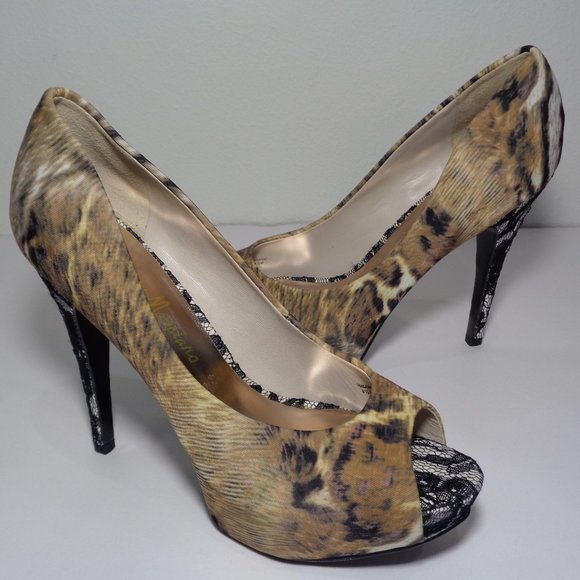 Guess by Marciano | Shoes | Guess By Marciano Size 65 M Kawa  Guess by Marciano Size 6.5 M KAWA New Heels Pumps